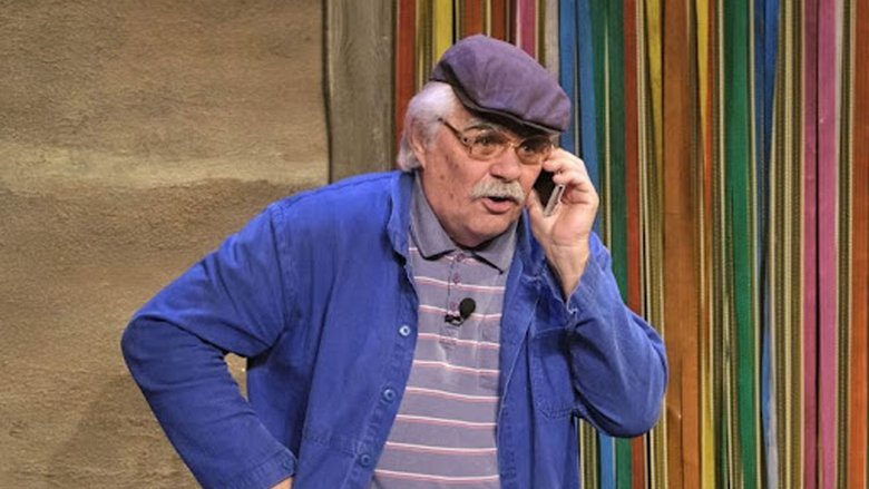 кадр из фильма La buvette, le tracteur et le curé