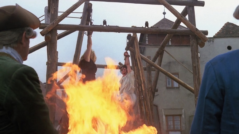 кадр из фильма Печать дьявола