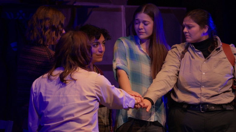 кадр из фильма The Wolf She Paints