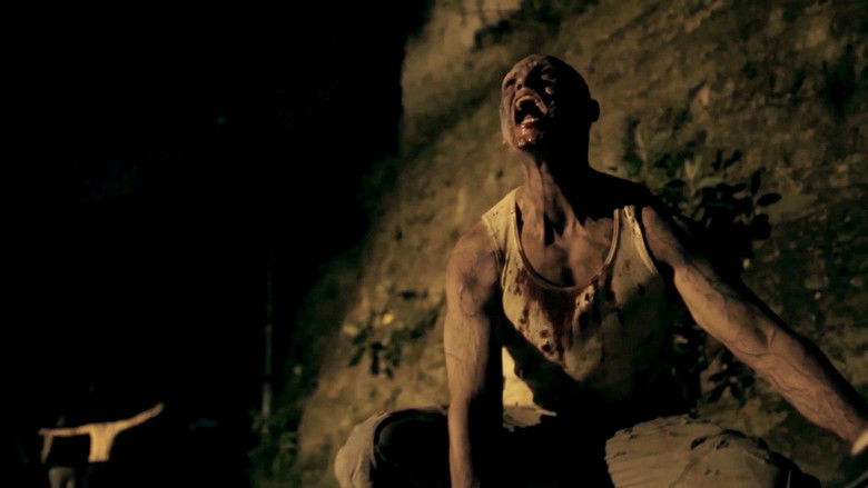 кадр из фильма Toque de Queda