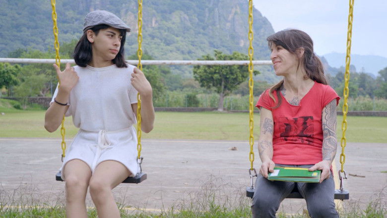 кадр из фильма Niñxs