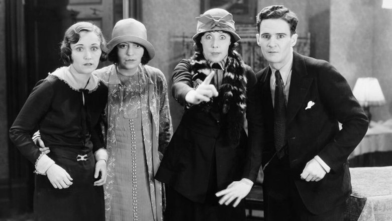 кадр из фильма The Voice of the City