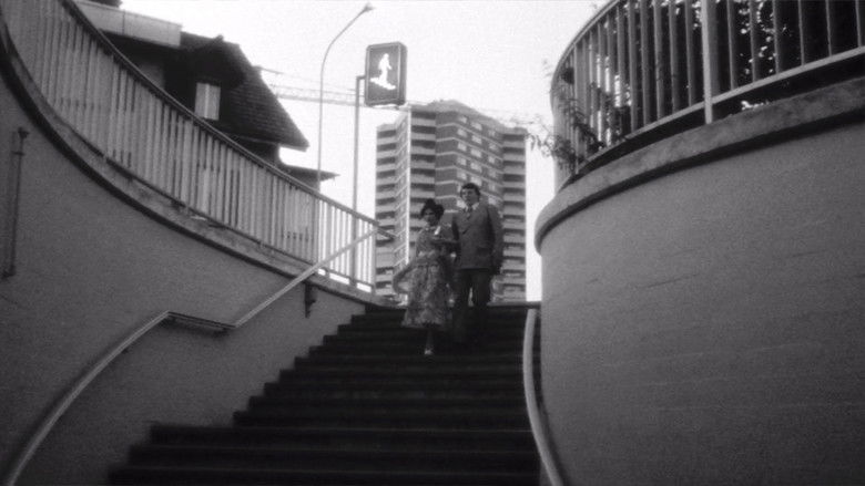 кадр из фильма Grauzone