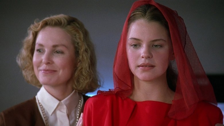 кадр из фильма Рассказ служанки