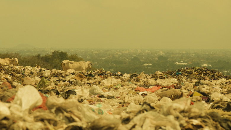 кадр из фильма Kiamat Sampah