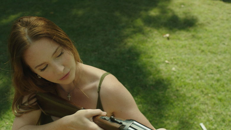 кадр из фильма Ниже нас