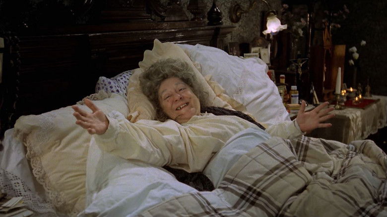 кадр из фильма Маме исполняется 100 лет