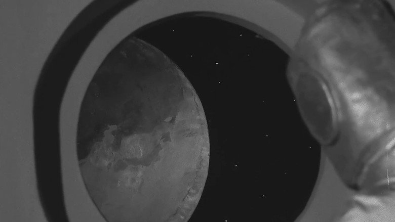 кадр из фильма 우주괴인 왕마귀