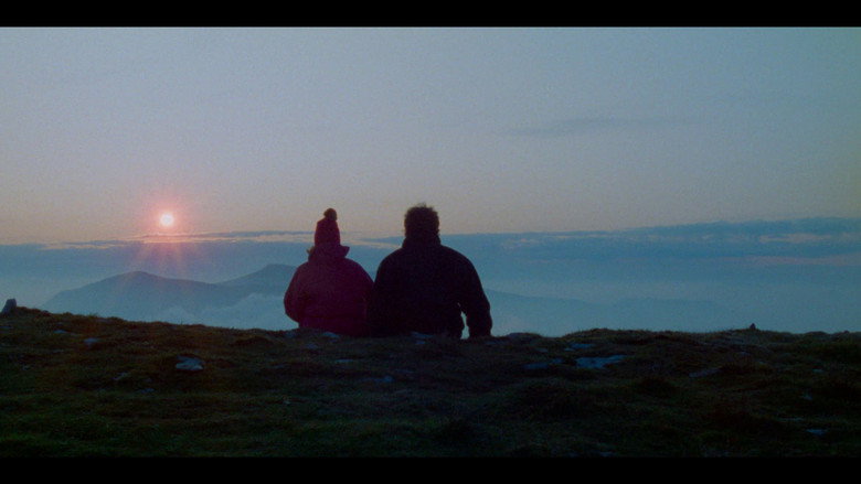 кадр из фильма La Crise