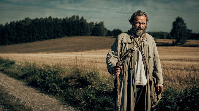 кадр из фильма Знахарь