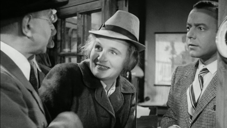 кадр из фильма Quax, der Bruchpilot