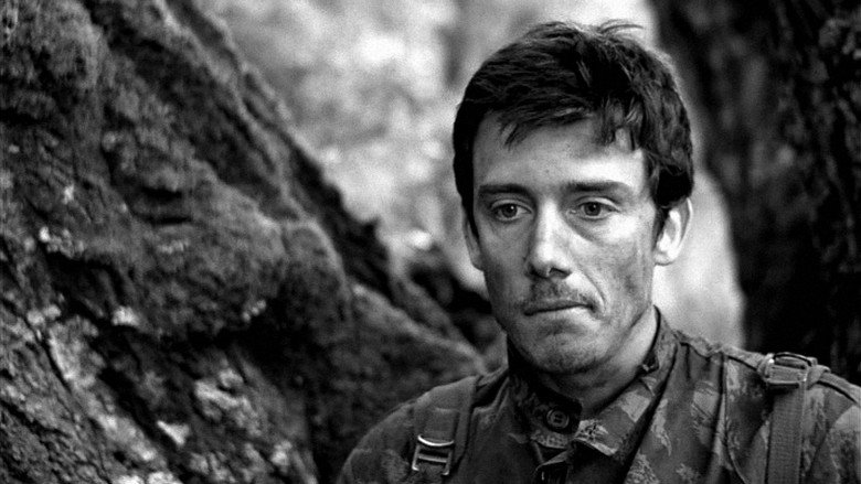 кадр из фильма Um Adeus Português