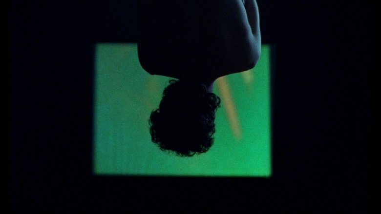 кадр из фильма Los murciélagos han abandonado el campanario