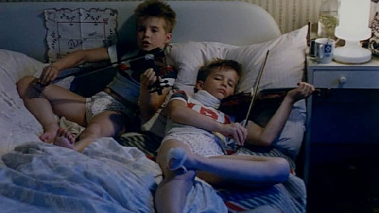 кадр из фильма Близнецы в зоопарке