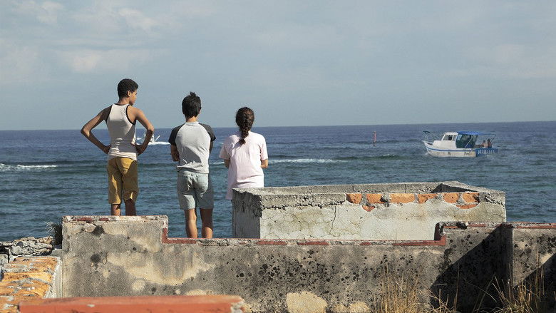 кадр из фильма Август