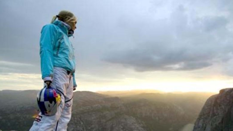 кадр из фильма 20 Seconds of Joy