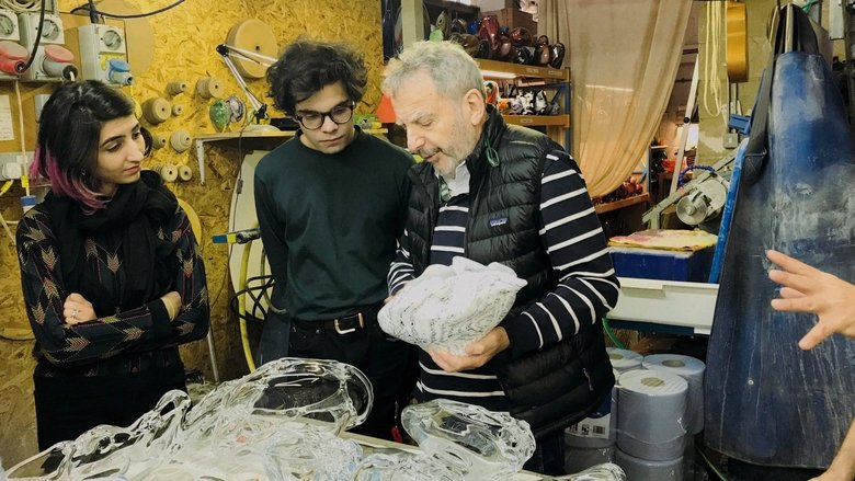 кадр из фильма The Making of 'The Glassworker'