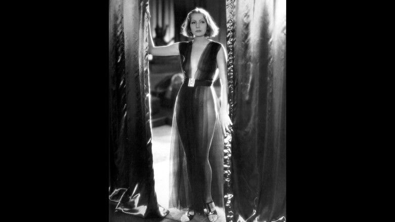 кадр из фильма Мата Хари