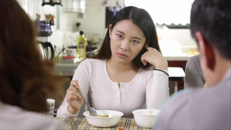 кадр из фильма 내 학생의 엄마