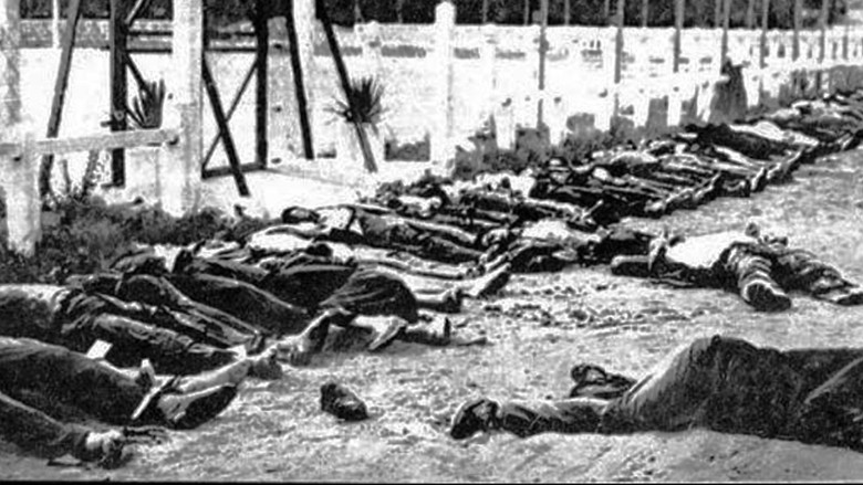 кадр из фильма Déjà le sang de mai ensemençait novembre