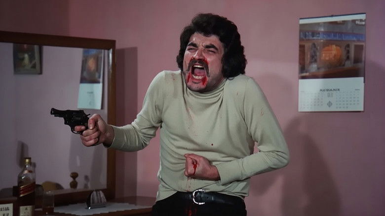 кадр из фильма Karateci Kız