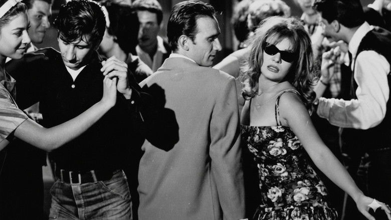 кадр из фильма Чёрные очки