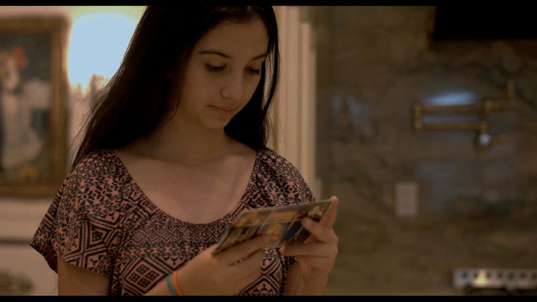 кадр из фильма Distortion: A Social Media Story