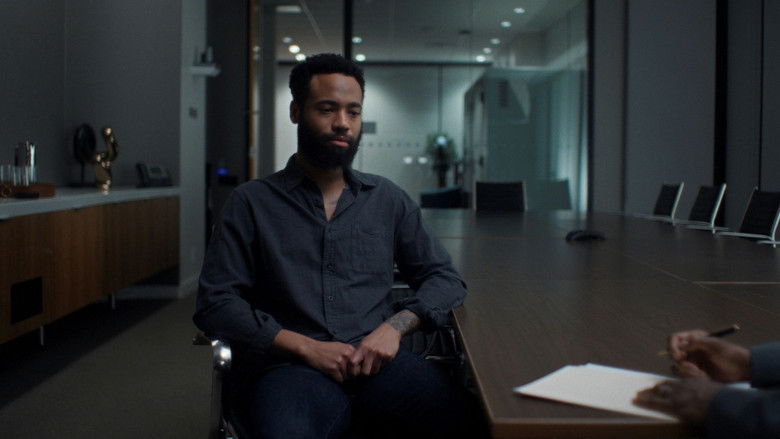 кадр из фильма Big Fucking Deal