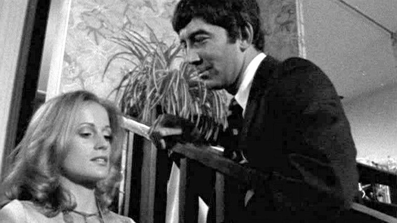 кадр из фильма Dead on Target