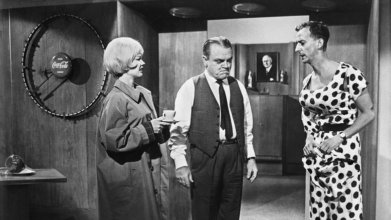 кадр из фильма Один, два, три