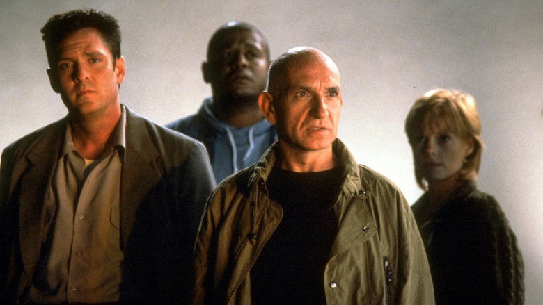 кадр из фильма Особь