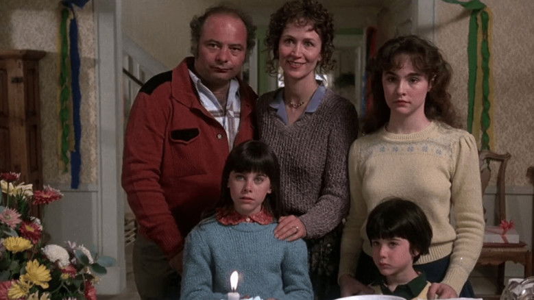 кадр из фильма Амитивилль 2: Одержимость