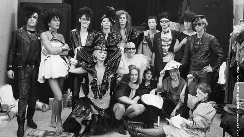 кадр из фильма Ein Traum in Erdbeerfolie