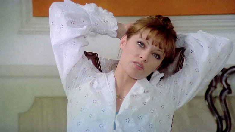 кадр из фильма Шепот во тьме