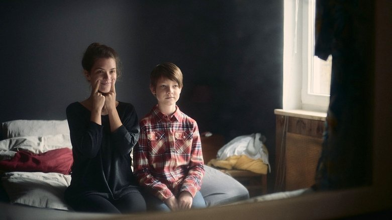 кадр из фильма Zwischen uns