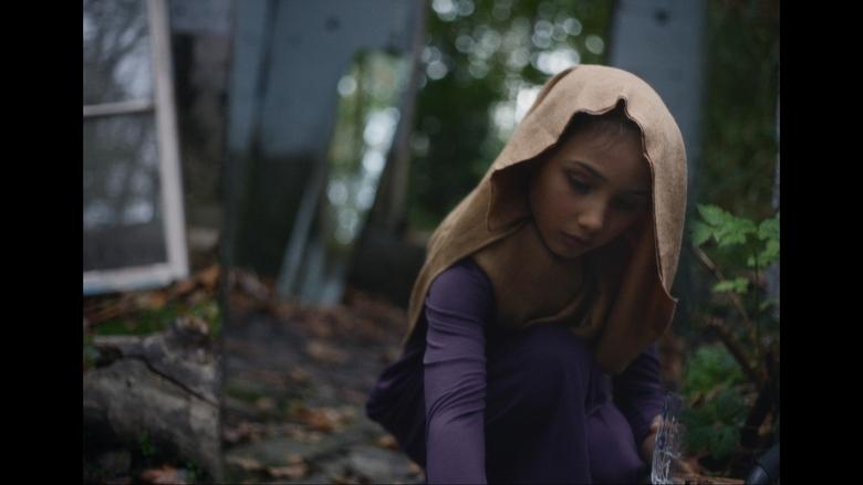 кадр из фильма Pieces Within