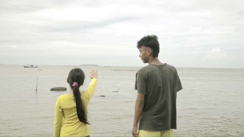 кадр из фильма Laut Untuk Biru