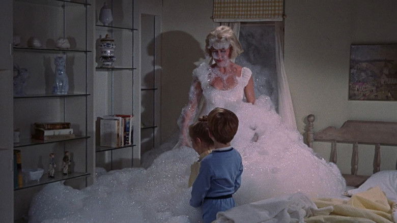 кадр из фильма The Thrill of It All