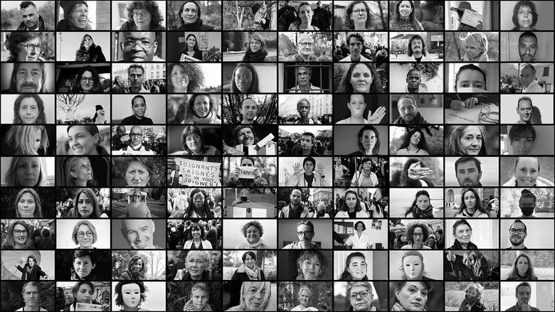 кадр из фильма Suspendus... Des soignants entre deux mondes