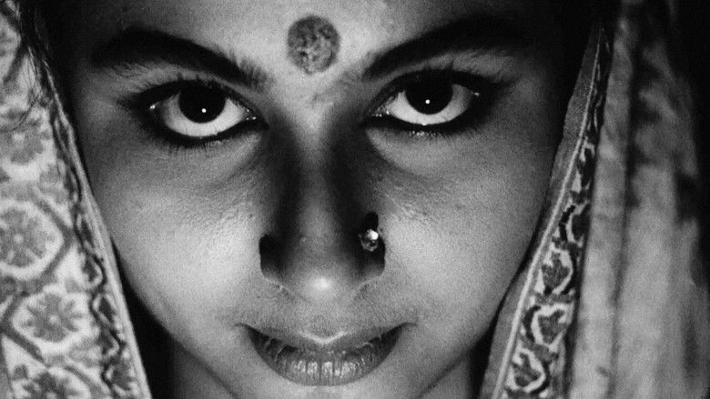 кадр из фильма Богиня