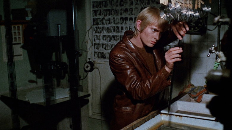 кадр из фильма Омут