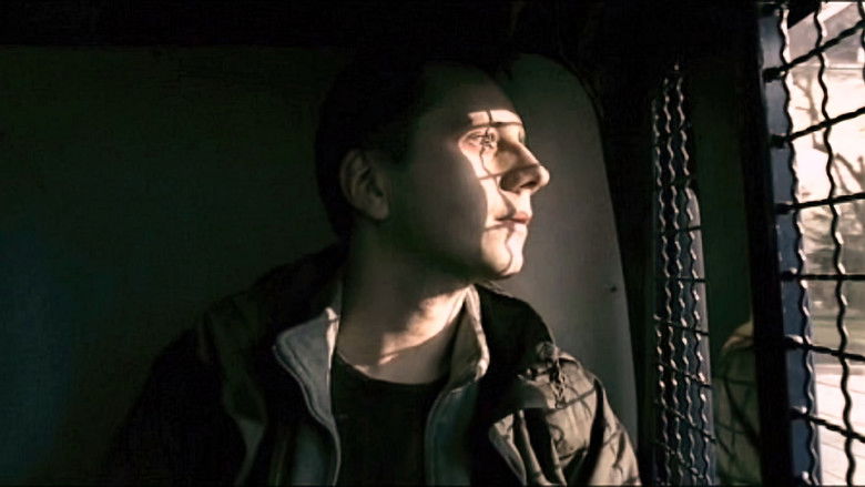 кадр из фильма Симметрия