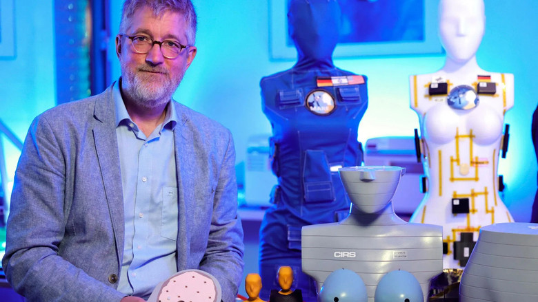 кадр из фильма Artemis II - Zurück zum Mond