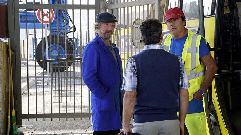 кадр из фильма Les Municipaux, ces héros