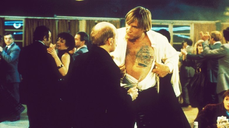 кадр из фильма Вечернее платье