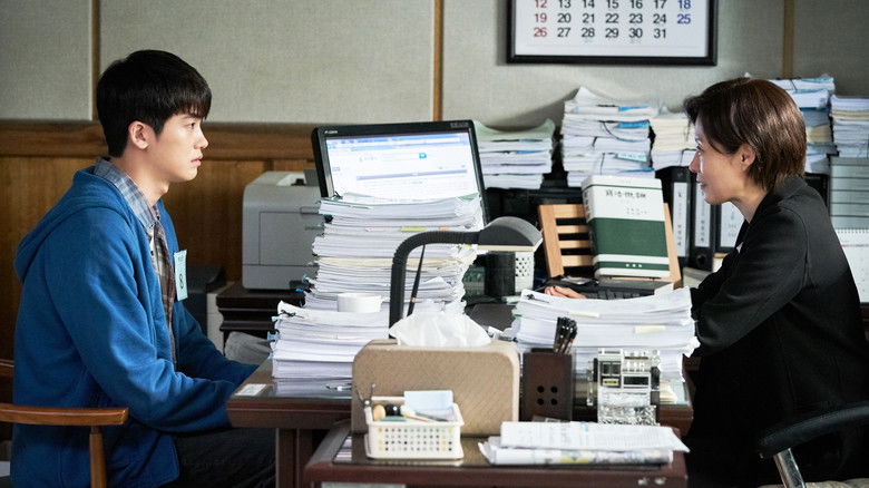 кадр из фильма 배심원들