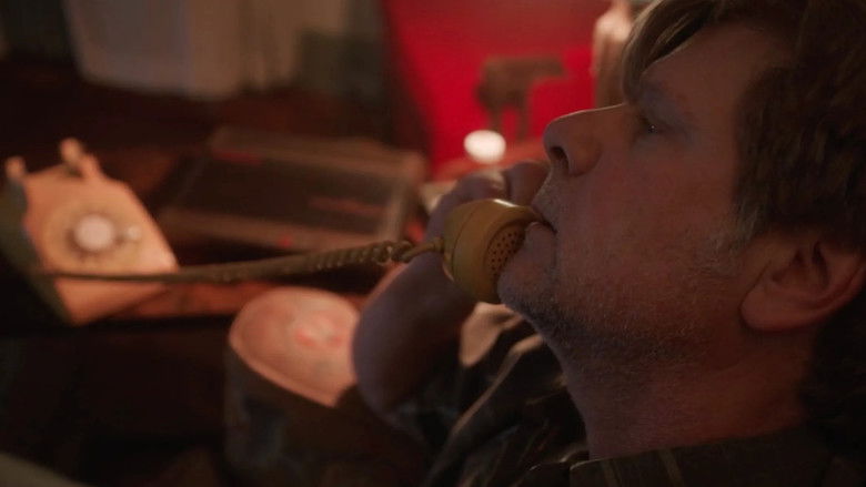 кадр из фильма The Woman in the Room