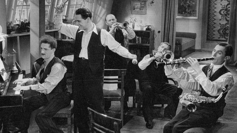 кадр из фильма Этажом выше