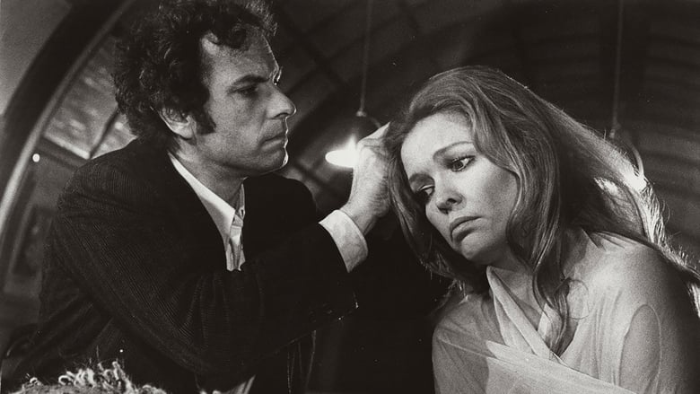 кадр из фильма Тропик Рака