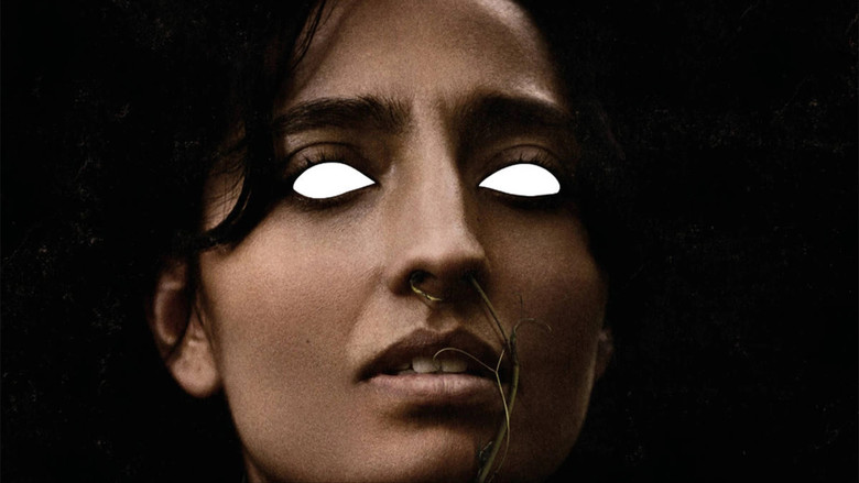 кадр из фильма В земле